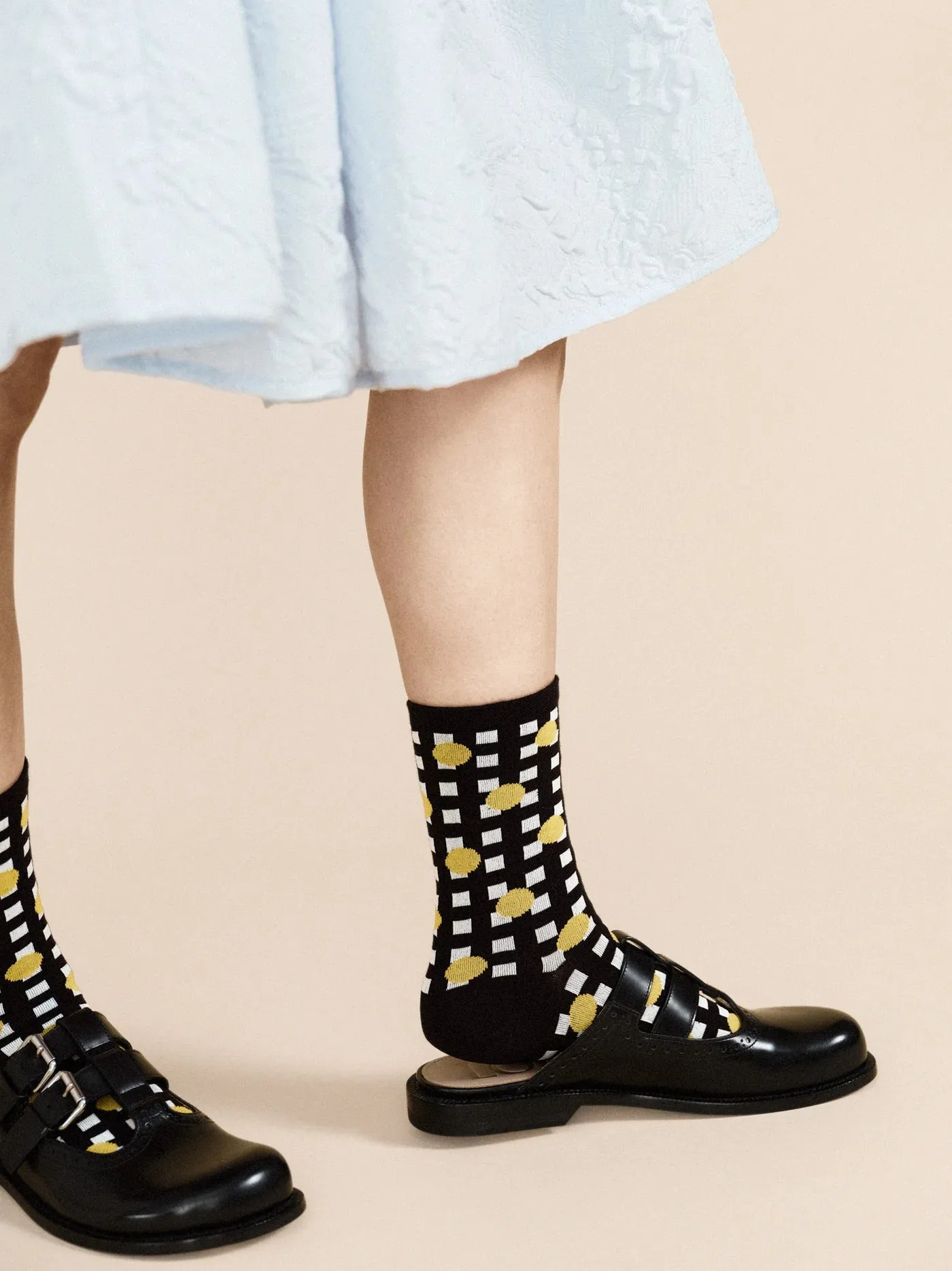 Hansel From Basel | Lines and Dots Crew Socks in Black