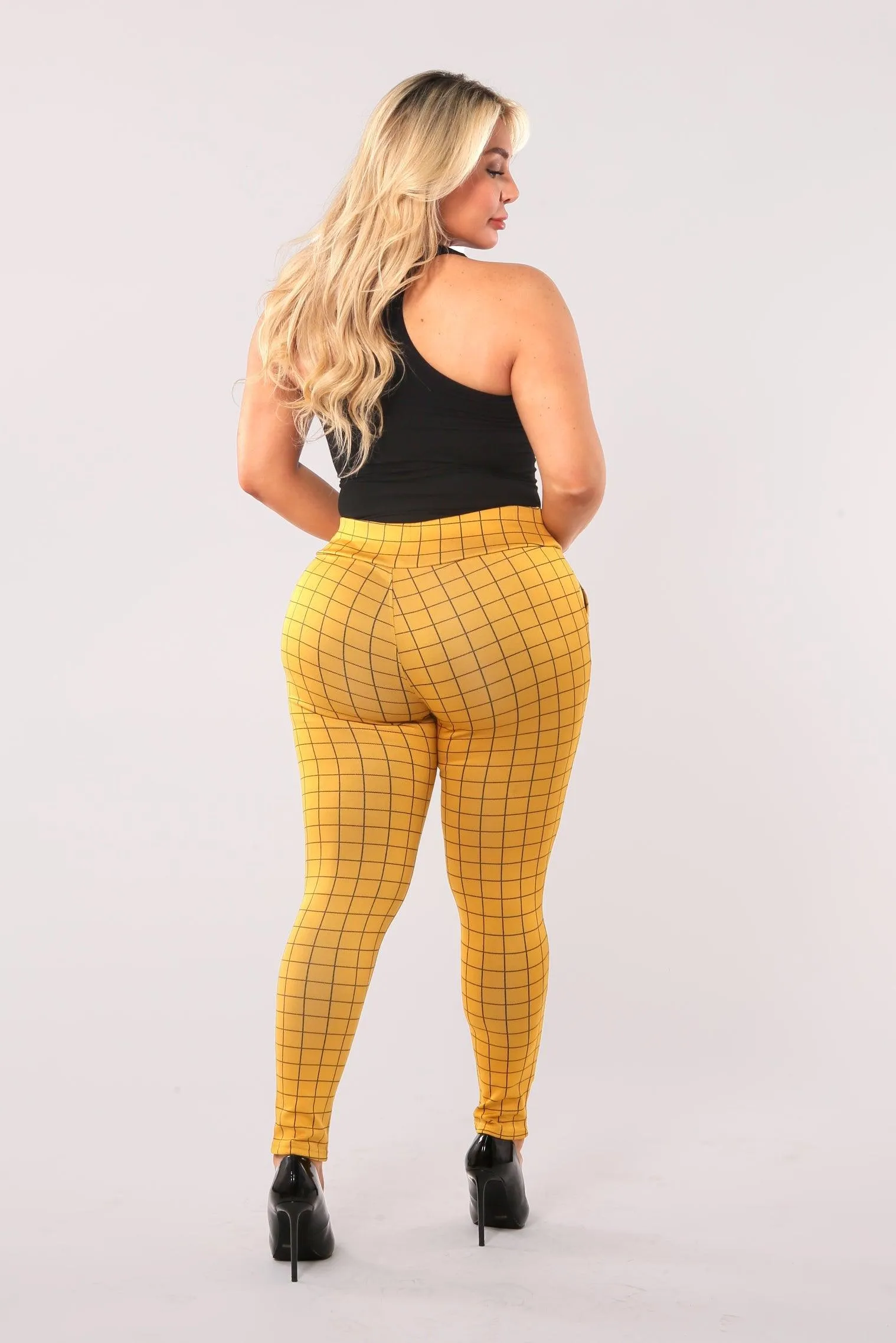 Plus Size Treggings With Zipper Pocket Trim - Mustard & Black Plaid