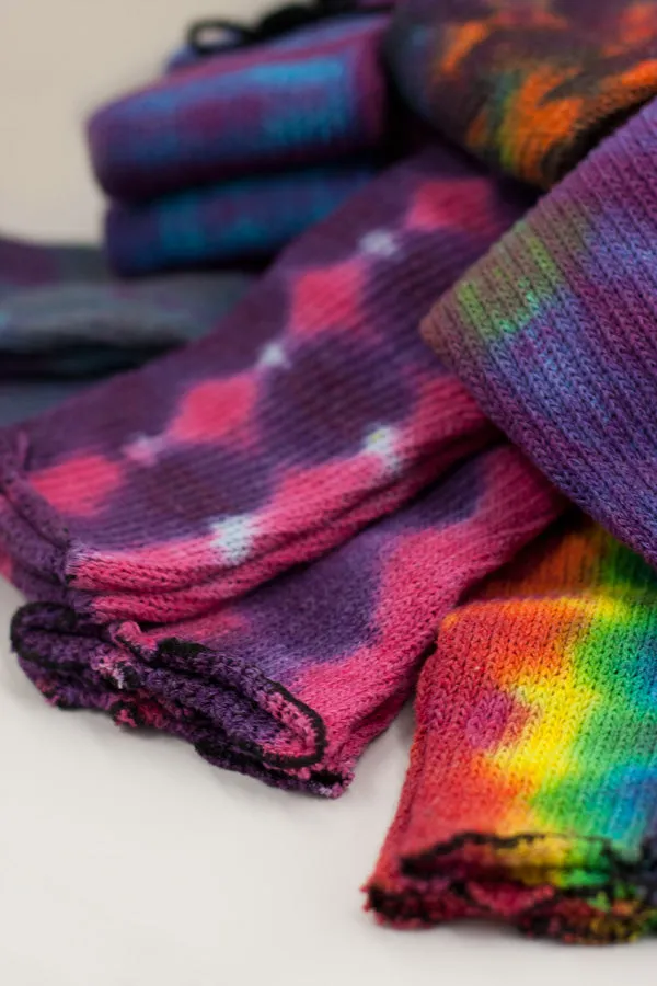 Tie Dye Shorty Scrunchable Warmers