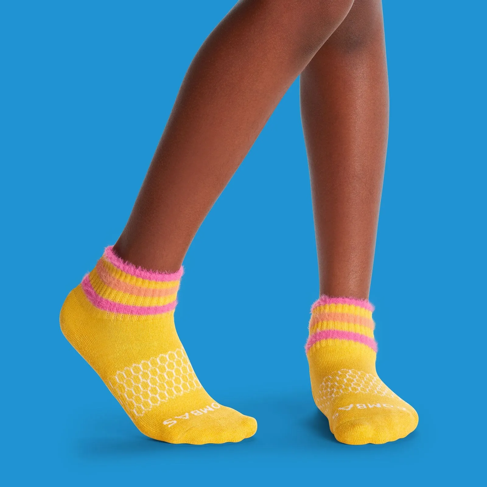 Youth Sesame Street Fuzzy Big Bird Socks